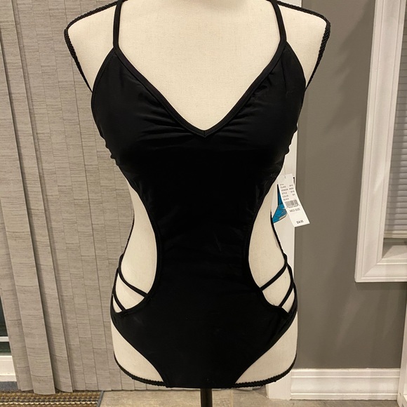 Swimsuit - Picture 1 of 2